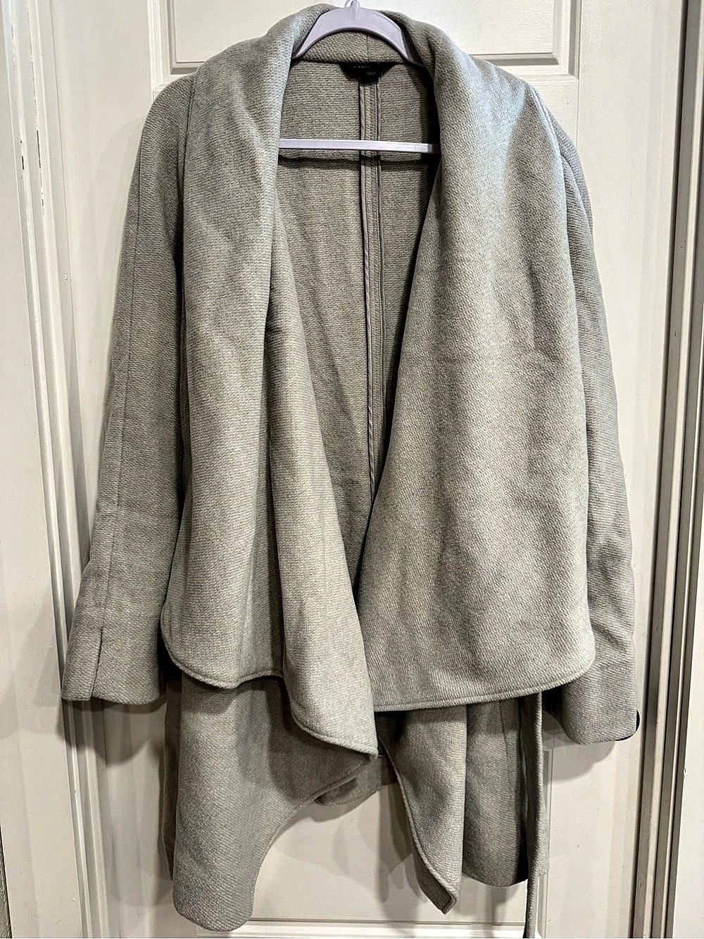 Lands’ End Womens M Light Gray Draped Shawl Collar Belted Wrap Cardigan EUC